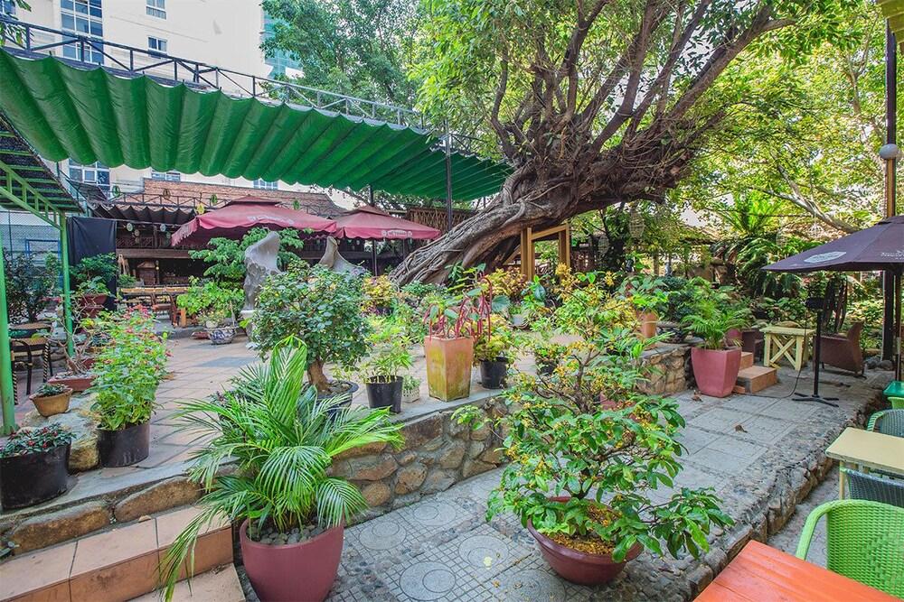 八坂西贡芽庄水疗酒店 外观 照片